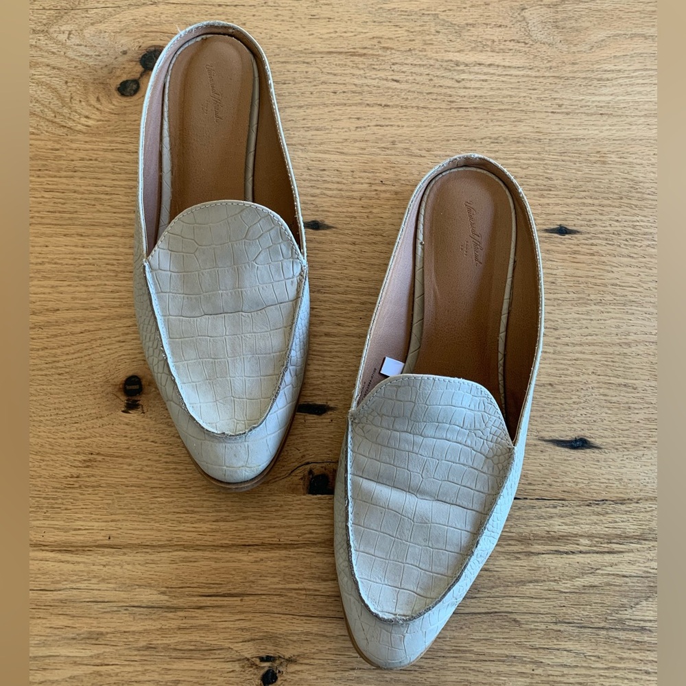 Universal Thread Slides Flats Beige Taupe Snake Skin Faux Leather 9 Women’s Prel